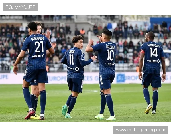 巴黎FC依靠快速反击，西蒙锋线作用至关重要